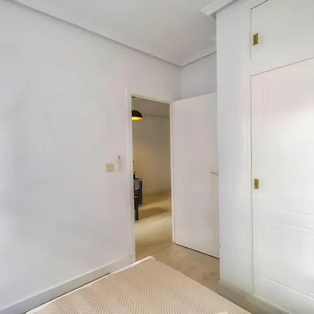 Urbain Cosy - En - 5 Minutes A Pied Apartament *